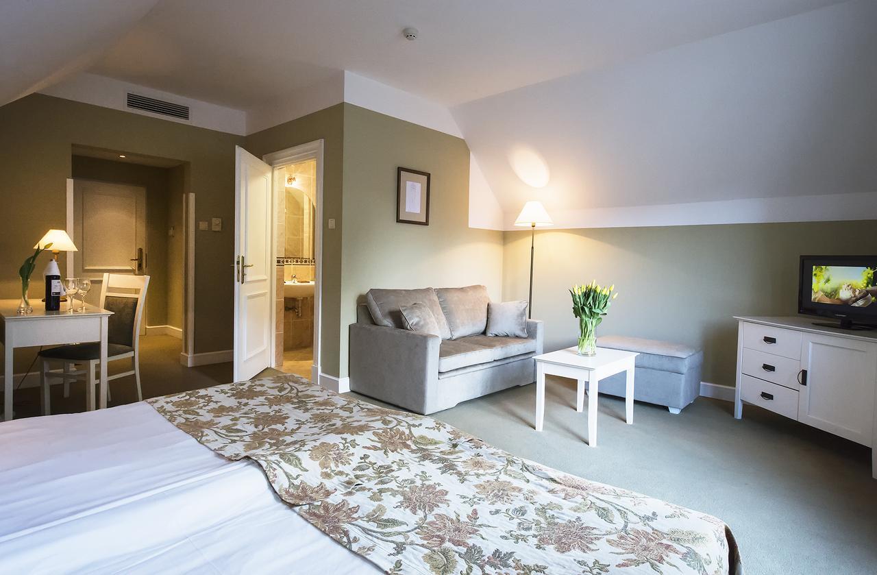 Warmia Park Hotel ออลชติน ภายนอก รูปภาพ
